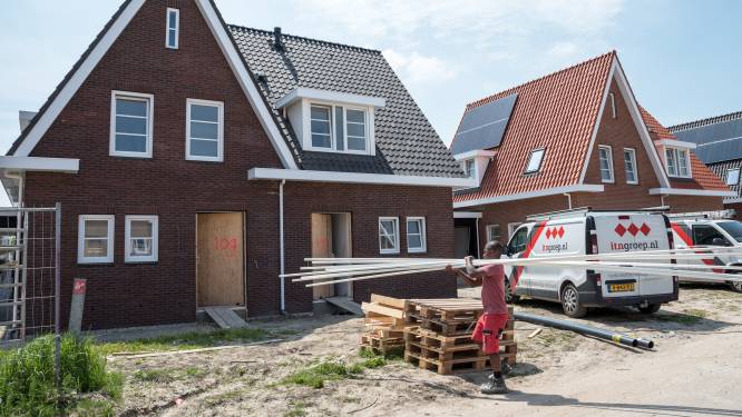 ‘Bouwen!’, riep de VVD vier jaar geleden als enige en nu doen andere partijen het ook: ‘Als die huizen er maar komen’