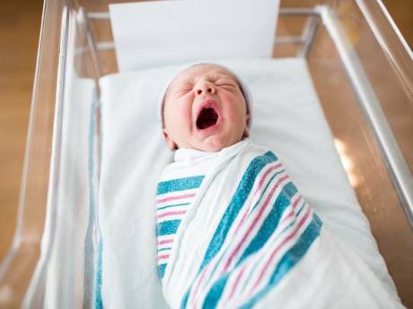 Nog nooit zo weinig baby’s geboren: ‘Het aantal niet-moeders neemt juist toe’
