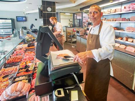 Nog snel voor 350 euro barbecuevlees in de diepvries, want slagerij Zeegers gaat dicht