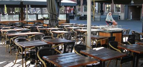 Kabinet overweegt terrassen te openen op 1 juni, horeca nog niet tevreden: ‘Halfbakken maatregel’