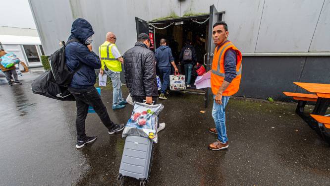 Grapperhaus vraagt met spoed 800 opvangplekken voor vluchtelingen