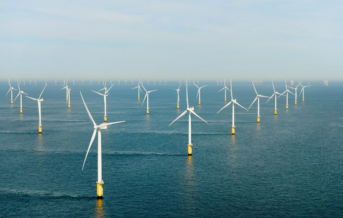 Stroom van windmolens op de Noordzee is keihard nodig om de industrie te verduurzamen.