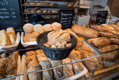 Bakkers boos over hoge en oneerlijke pinkosten