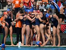 Nederlandse waterpolosters pakken brons op WK na inhaalrace tegen Italië: ‘Dit is genieten’