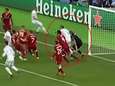 Bewust of niet? Sergio Ramos, die Salah beterschap wenst, deelde tik met de elleboog uit aan doelman Karius