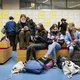 Er mocht ‘in GEEN GEVAL’ onderscheid tussen wel- en niet-gevaccineerde jongeren komen. Toch gebeurt nu precies dat