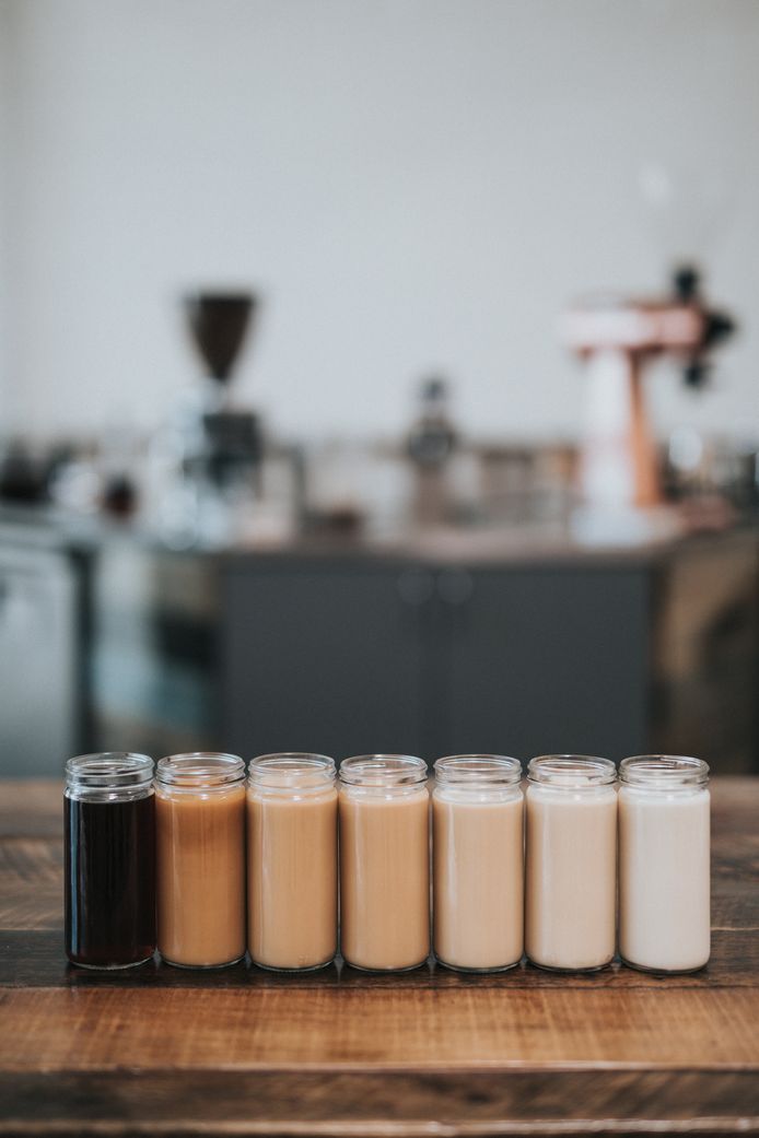 Van zwart tot bijna wit: hoeveel melk zit in welke koffievariant?