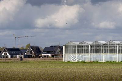 Voor een betaalbaar huis willen jongeren uit Nieuwkuijk best de A59 over