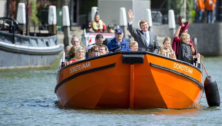 Hangen Wijde selectie vragen Gewend aan staatshoofd met oranje peniskoker | De Volkskrant