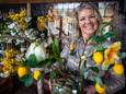 Ankie Niehuis-Zanderink geeft workshops bloemschikken voor volwassenen en kinderen.