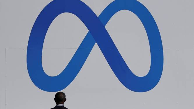 Is dit de smartwatch van Facebook? Gelekte foto toont selfiecamera