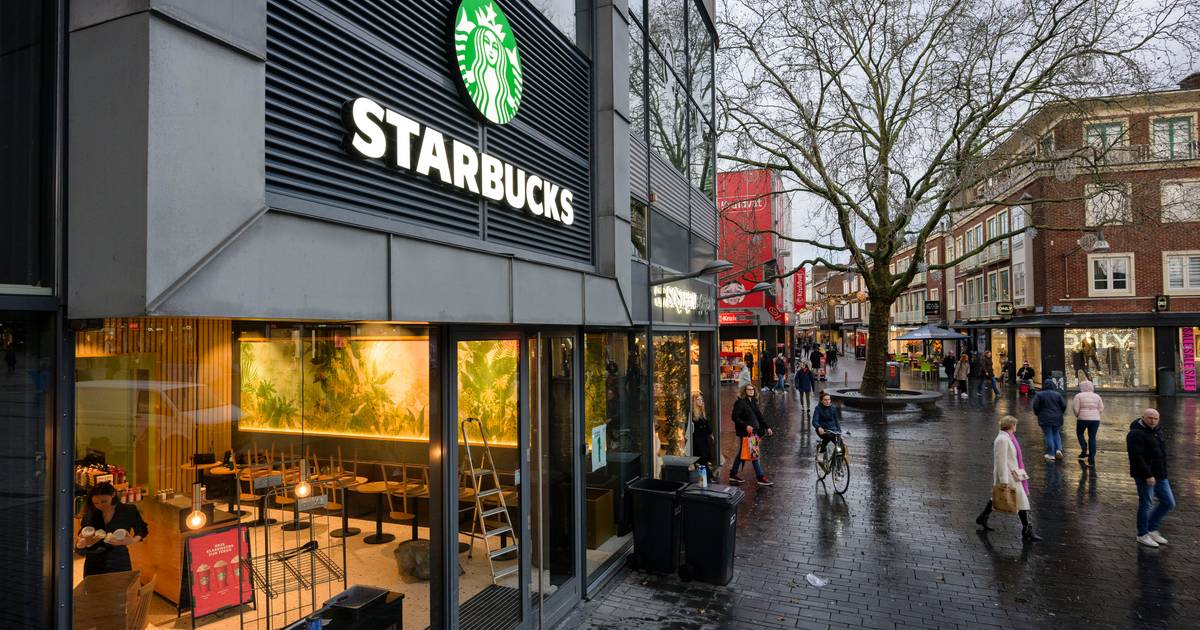 Starbucks Enschede opent eindelijk de deuren 3 dingen die je vast