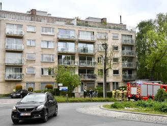 24 flatbewoners geëvacueerd na explosie in hoogspanningscabine, deel van Kortrijks centrum tijdlang zonder stroom