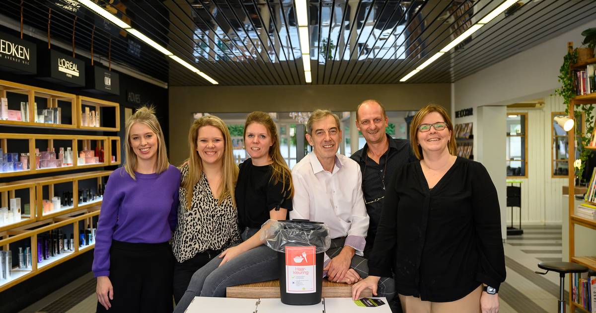 Biologisch afbreekbare handdoeken en tweedehands wastafels Zandhovens kapsalon gaat duurzame