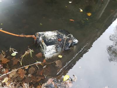 Magneetvissers stuiten in Arnhem op 10 jaar geleden in Huissen gestolen kluis