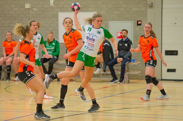 Angelique van Duijvenbode is terug bij Quintus na een slepende schouderblessure.