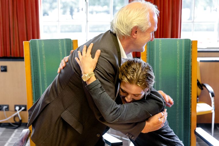 Pieter Broertjes en Lil' Kleine leggen hun ruzie bij in Hilversum. Beeld anp