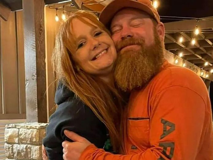 Countryzanger Jake Flint sterft enkele uren na zijn huwelijk “Het is