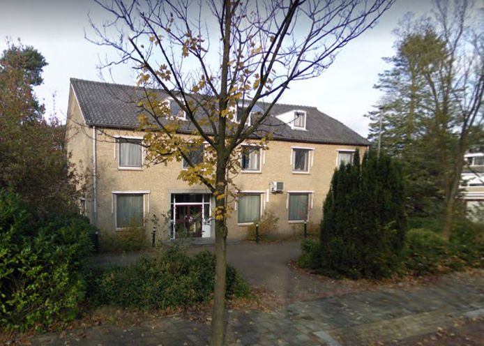 De voormalige marechaussseekazerne in Rijen gaat na de zomer plat. Hier bouwt woonstichting Leystromen 9 woningen in de sociale huursector.