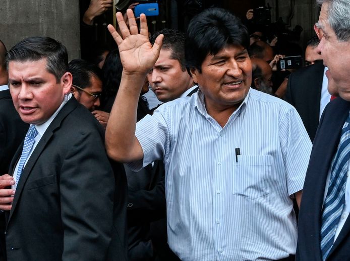 Evo Morales week zondag uit naar Mexico.