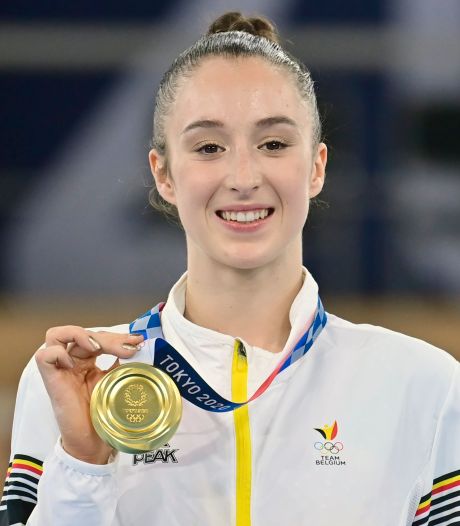 Nina Derwael est championne olympique aux barres asymétriques, première médaille d’or pour la Belgique