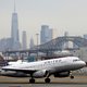 Bijna 600 werknemers van United Airlines ontslagen omdat ze coronavaccin weigerden