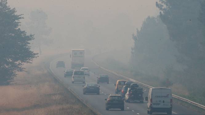 Belangrijke snelweg van en naar Spanje dicht wegens bosbrand