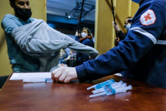 In Brussel werden vandaag al testen uitgevoerd voor het toedienen van het vaccin.