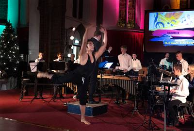 Fanfare zorg voort muziek en meer in de Giese kerk; onderscheiding voor Theo Hammink