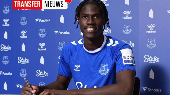 Amadou Onana maakt toptransfer en trekt voor vijf seizoenen naar Everton: “Ik kan enkel naar het WK als ik hier goede dingen laat zien”