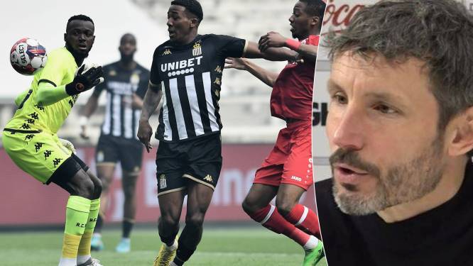 Van Bommel geïrriteerd: “Als je als ref door de VAR naar het scherm moet, is dat toch omdat je een grote fout hebt gemaakt?”