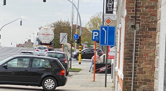 Vechtpartij in de IJzerlaan in Diksmuide. Een persoon met bloedneus naar het ziekenhuis overgebracht.
