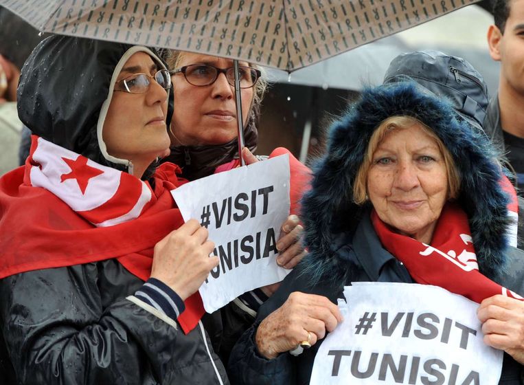 Een demonstratie gisteren in Tunis. Beeld afp