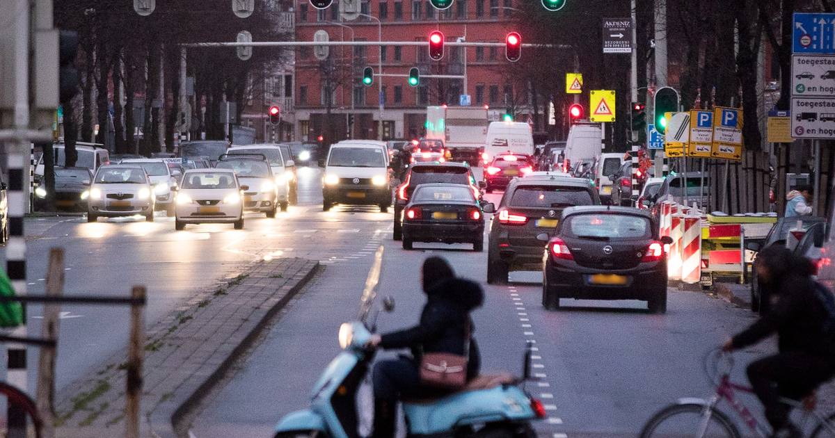 Vaillantlaan vanaf maandag afgesloten vanwege nieuw asfalt, ook