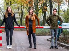 Wanhopige bewoners Rachmaninoffplantsoen geven strijd om parkeervergunning op: ‘We gaan verhuizen’