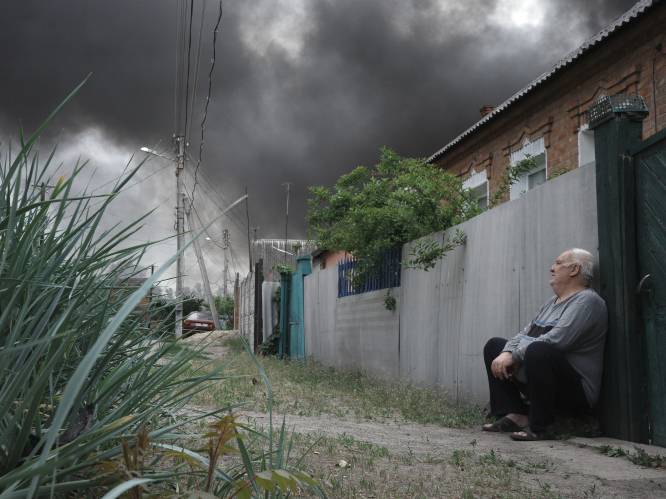 LIVE OEKRAÏNE. 10.000 mensen worden geëvacueerd nabij Charkiv - Polen trekt miljarden uit voor versterking oostgrens