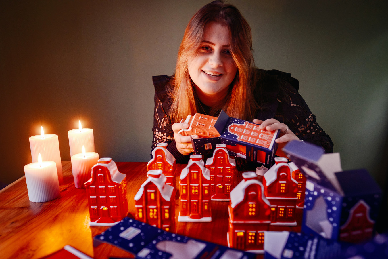 verpleegkundige-janneke-20-zamelt-hollandse-huisjes-in-voor-pati-nten