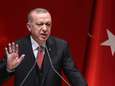 Turks president Erdogan houdt tientallen piloten aan in nasleep van mislukte couppoging