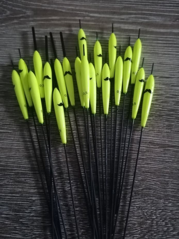 Dobbers bij dobbershop Kyma.