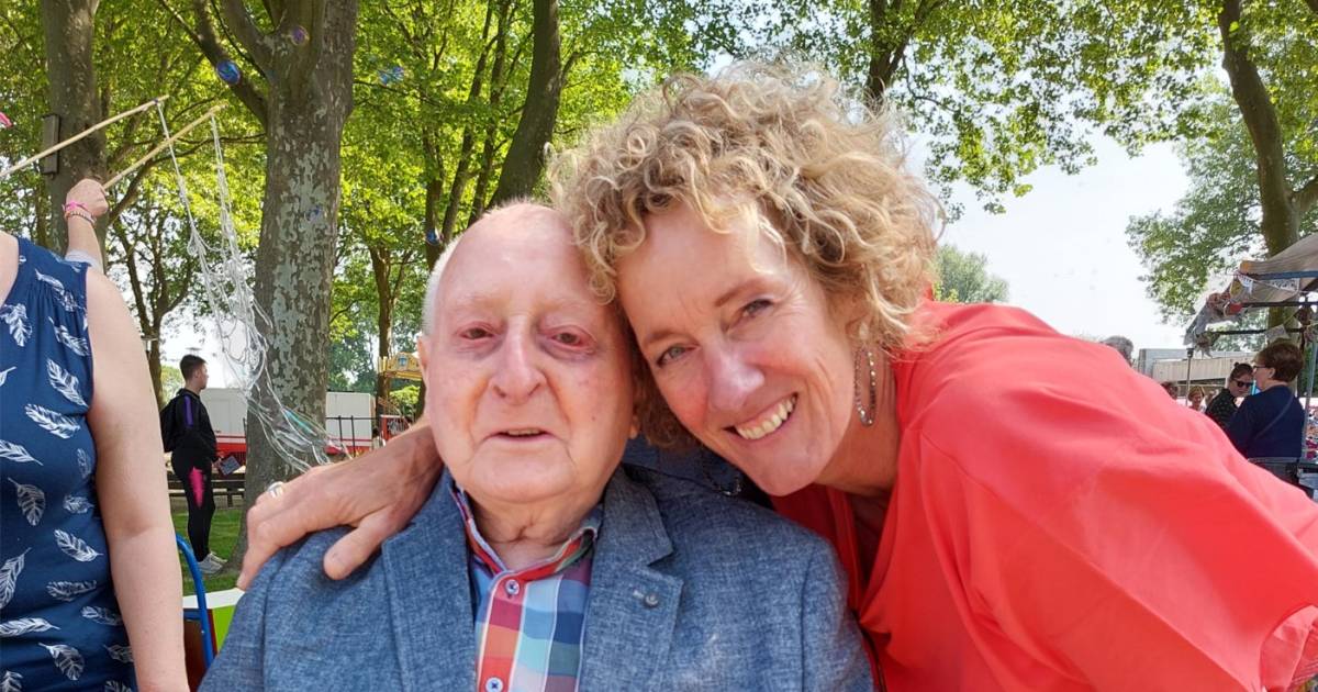 Toen Frits werd geboren dacht de dokter dat hij met zijn moeder zou