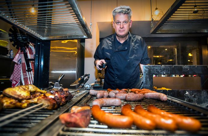 Oud Politicus Hero Brinkman Heeft Nu Een Grillrestaurant Koken Eten Ad Nl