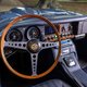 Een oldtimer met een batterij? De meeste liefhebbers willen er niets van weten