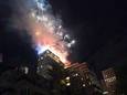 Martin Garrix geeft vuurwerkshow op dakterras in Amsterdam