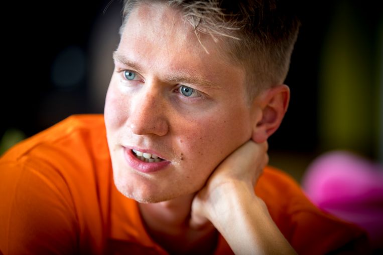 Wilco Kelderman bij een persbijeenkomst tijdens het WK wielrennen in Noorwegen in 2017. Beeld ANP