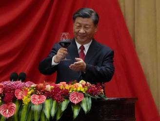 Amerikaanse zakenleiders betalen 40.000 dollar om tijdens diner aan tafel te zitten met Xi Jinping