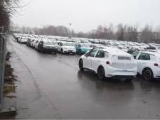 Duizend elektro-VW’s met softwareprobleem op geheime parkeerplaats