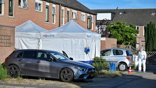 Man doodgeschoten voor huis in Tilburgse woonwijk, daders rennen weg: ‘Eerst vier schoten, toen nog twee’