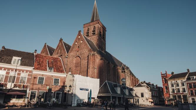 Sint Joriskerk vreest sluiting, ondernemers zijn bang voor omzetverlies en hoogbejaarden snappen app niet: de autoluwe binnenstad is een megapuzzel