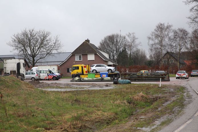 Bij transportbedrijf Daas in Wintelre vonden diverse invallen plaats, onder meer in maart 2018.