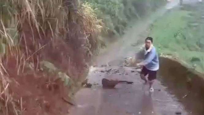 Un conducteur échappe in extremis à un glissement de terrain